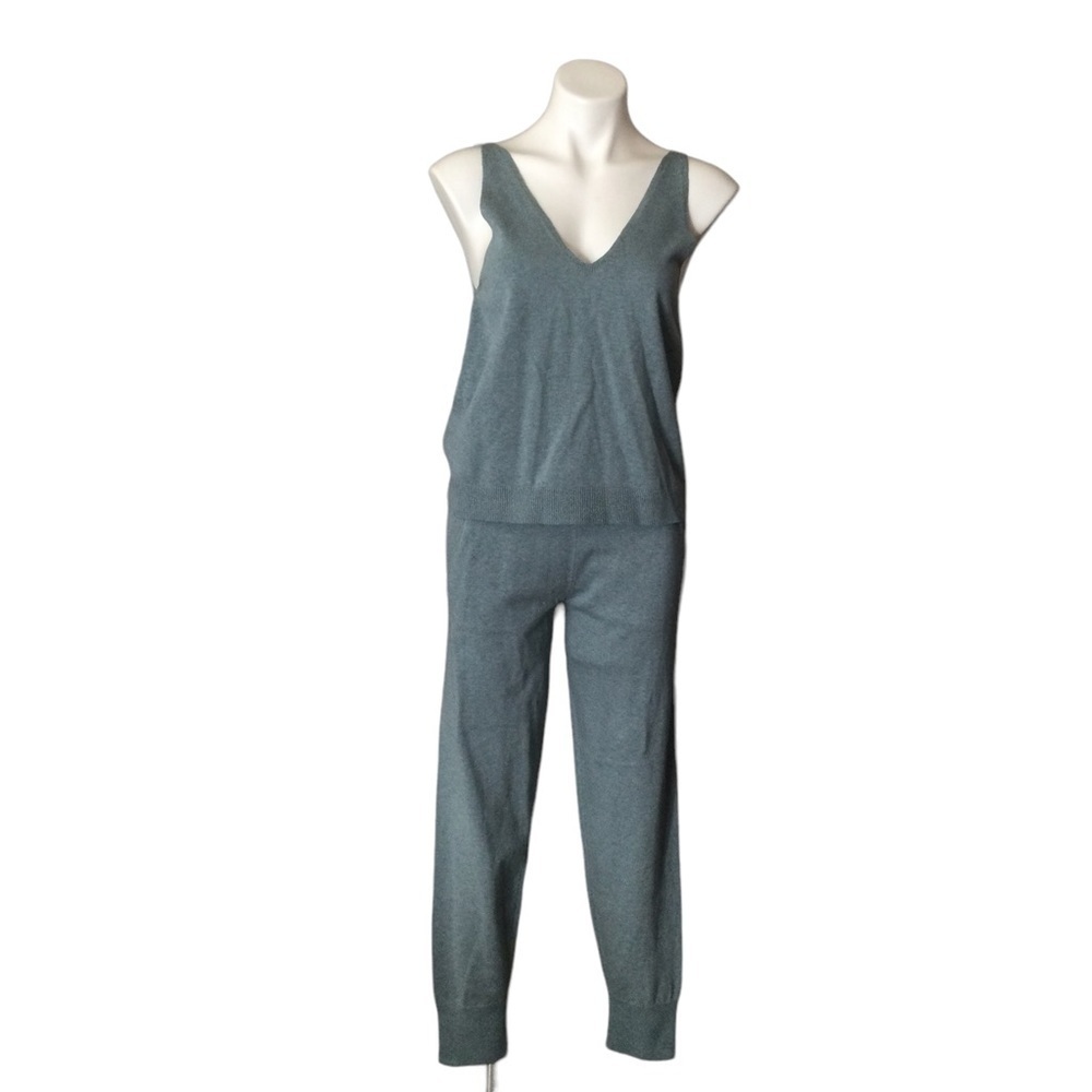Athleta Salutation Gray Heather‎ Jogger Set